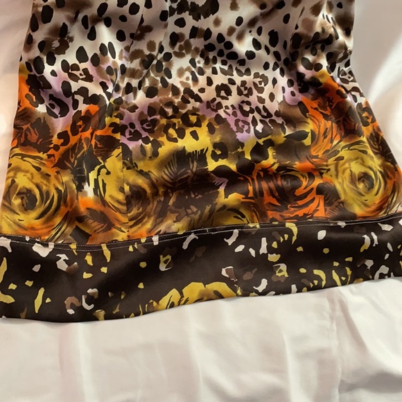 Guess by Marciano light purple and floral bottom - Picture 2 of 4